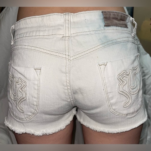 Urban Behaviour jean shorts - Picture 2 of 5